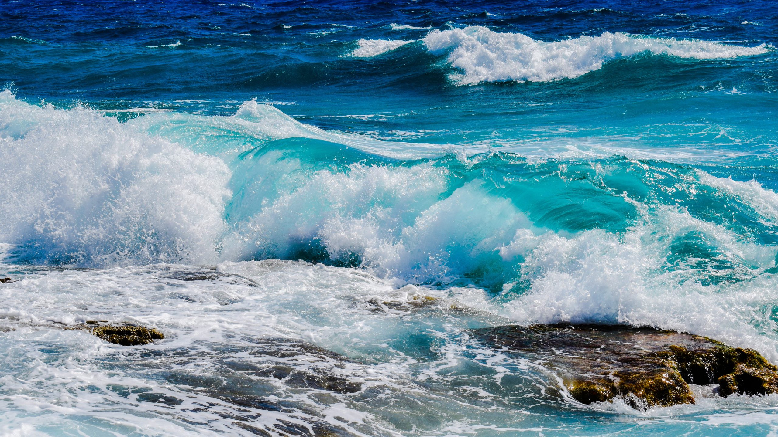 beach-blue-motion-nature-414320